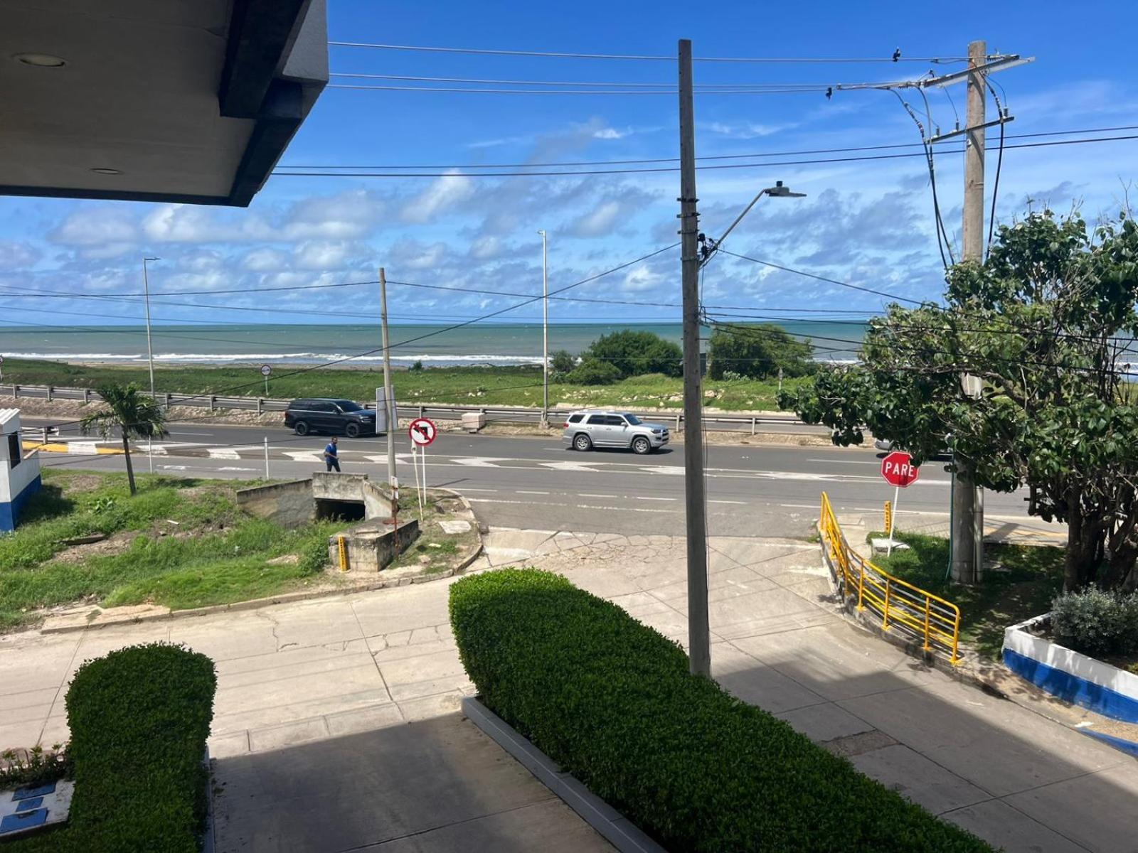 Ocean Drive Magnifica Vista Y Piscina Apartamento *