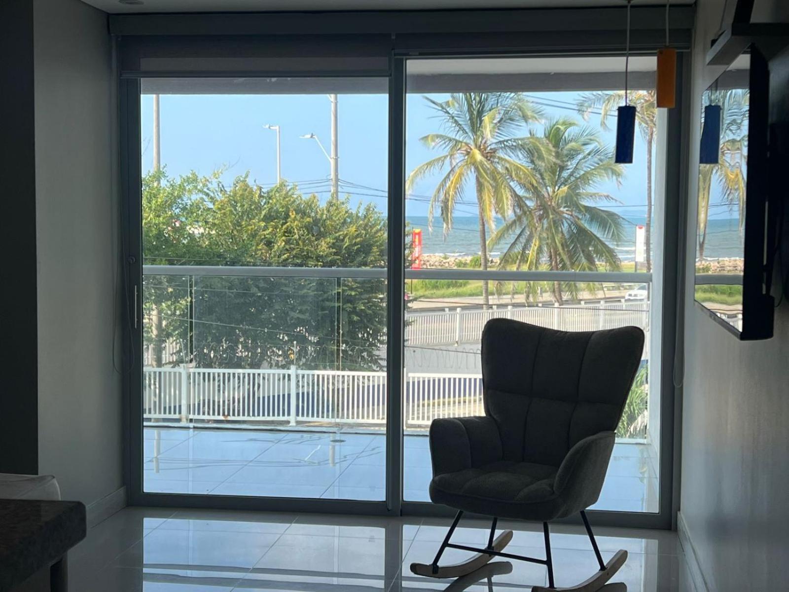 Ocean Drive Magnifica Vista Y Piscina Apartamento